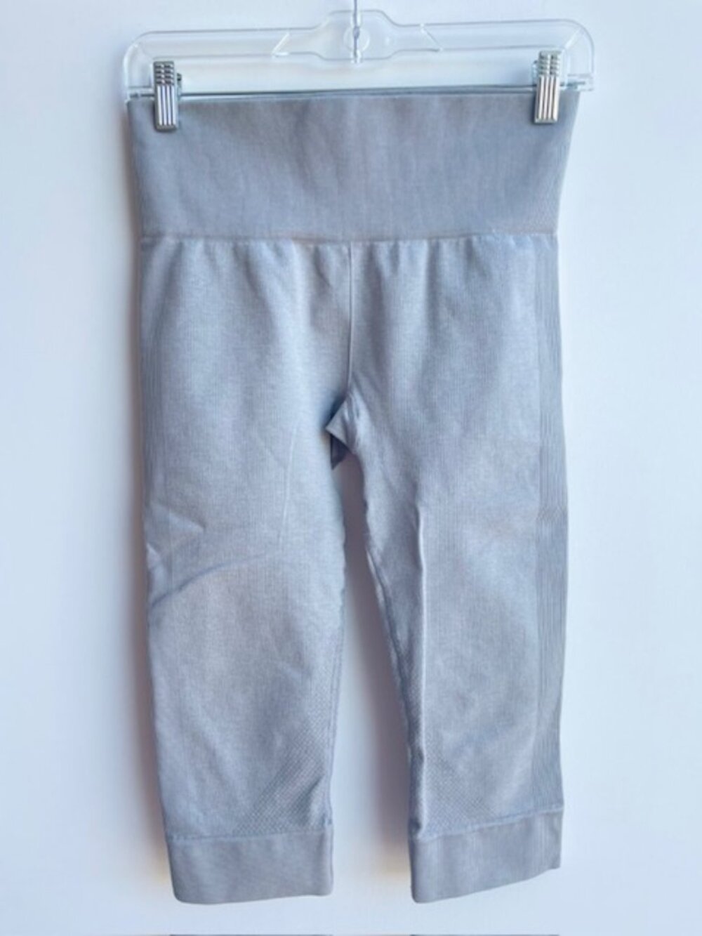 Lululemon Seamlessly Street Crop Leggings Women's Size 6 Heather Grey W6C04S